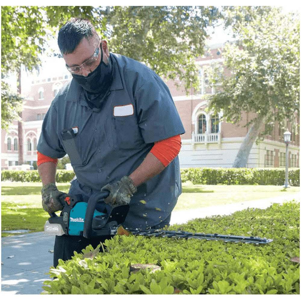 Cordless Cut Hedge Trimmer