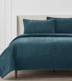 Home Decorators Collection 3-Piece Charleston Teal Lush Velvet Cotton Full/Queen Quilt Set