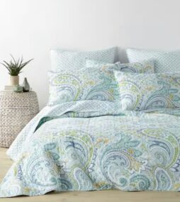 Cortona 3-Piece Green, Yellow, Blue, White Paisley Cotton Full/Queen Quilt Set